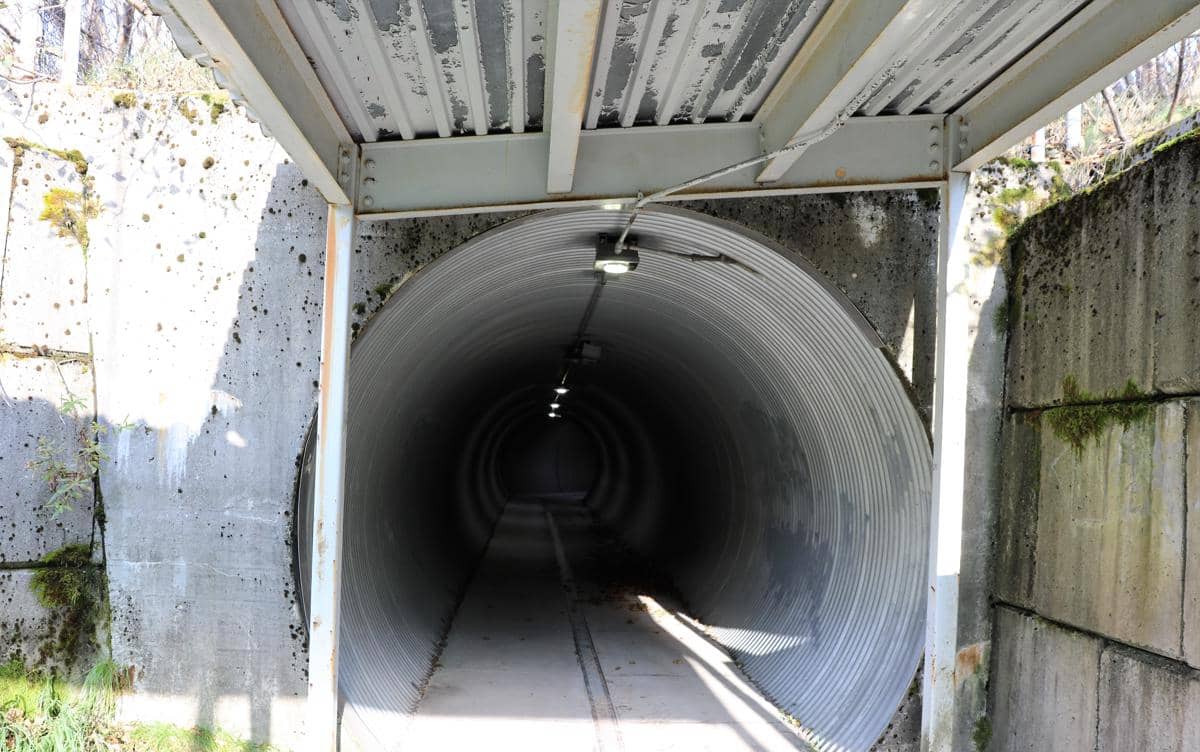 ilustrasi terowongan kota  Whittier