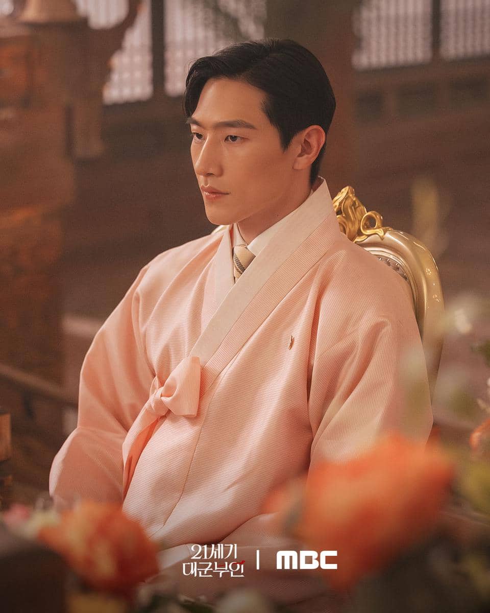 Noh Sang Hyun di Perfect Crown