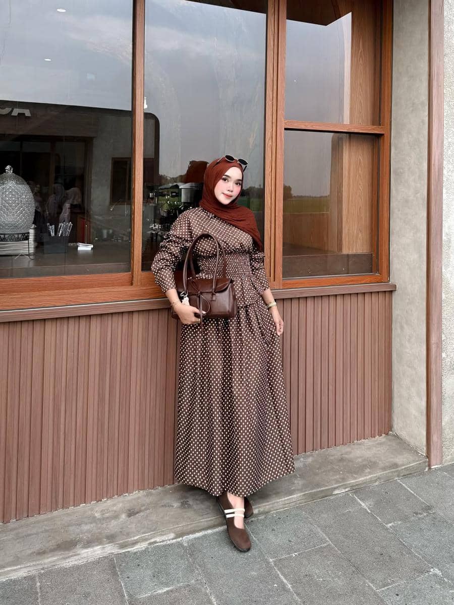 OOTD Nuansa Cokelat ala Deya Aletha