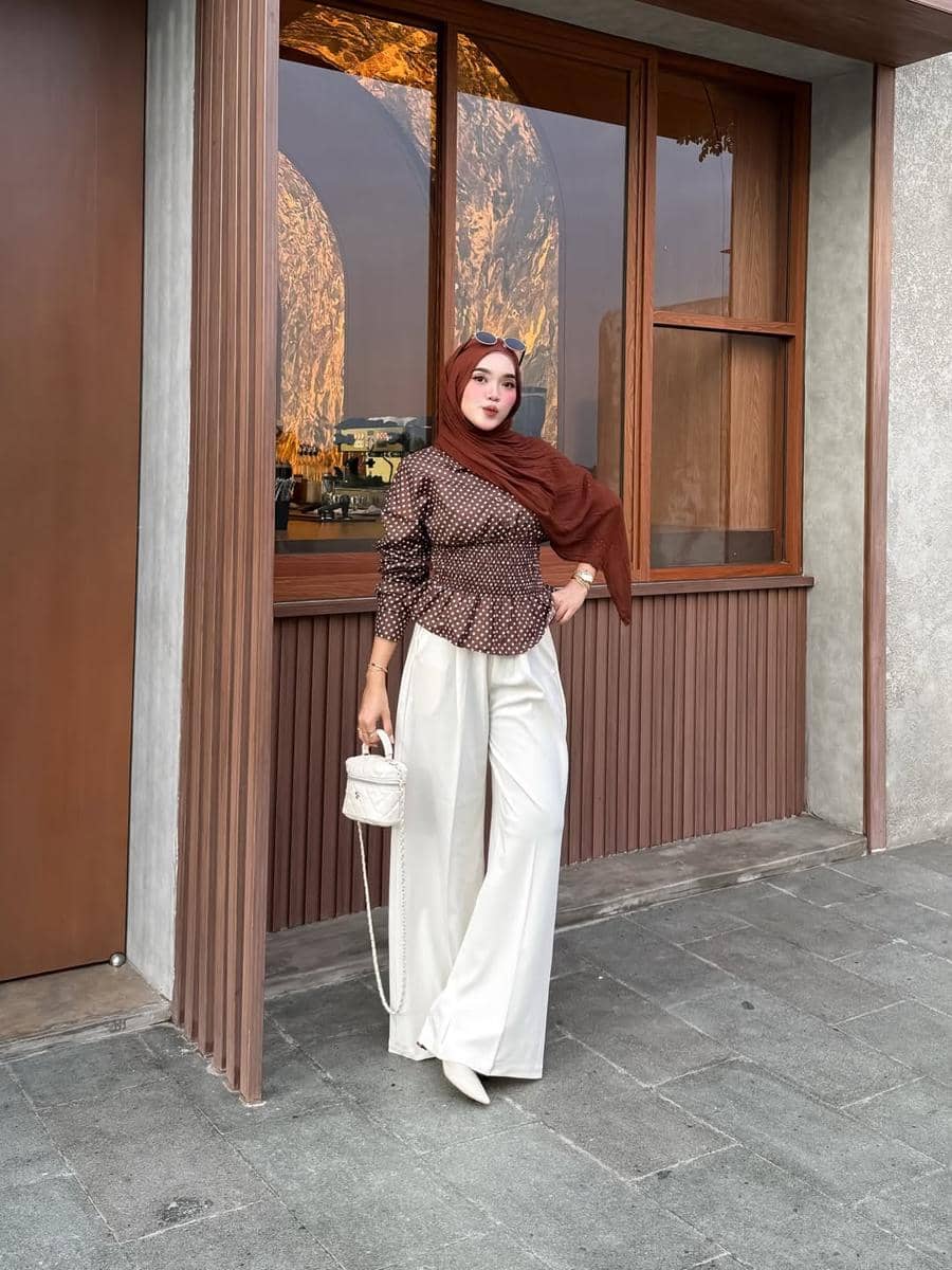 OOTD Nuansa Cokelat ala Deya Aletha
