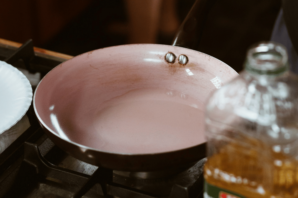 ilustrasi eongi beoseot bokkeum