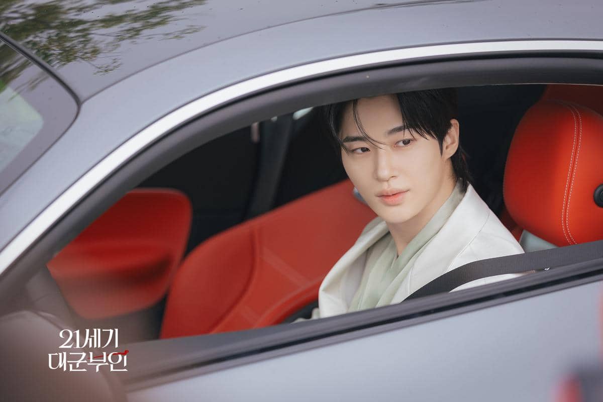 still cut drama Perfect Crown