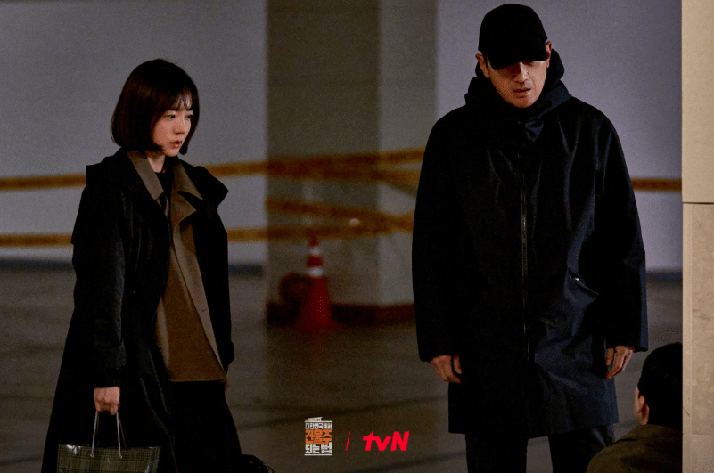 12 Pertanyaan yang Harus Dijawab di Ending Drakor Mad Concrete Dreams