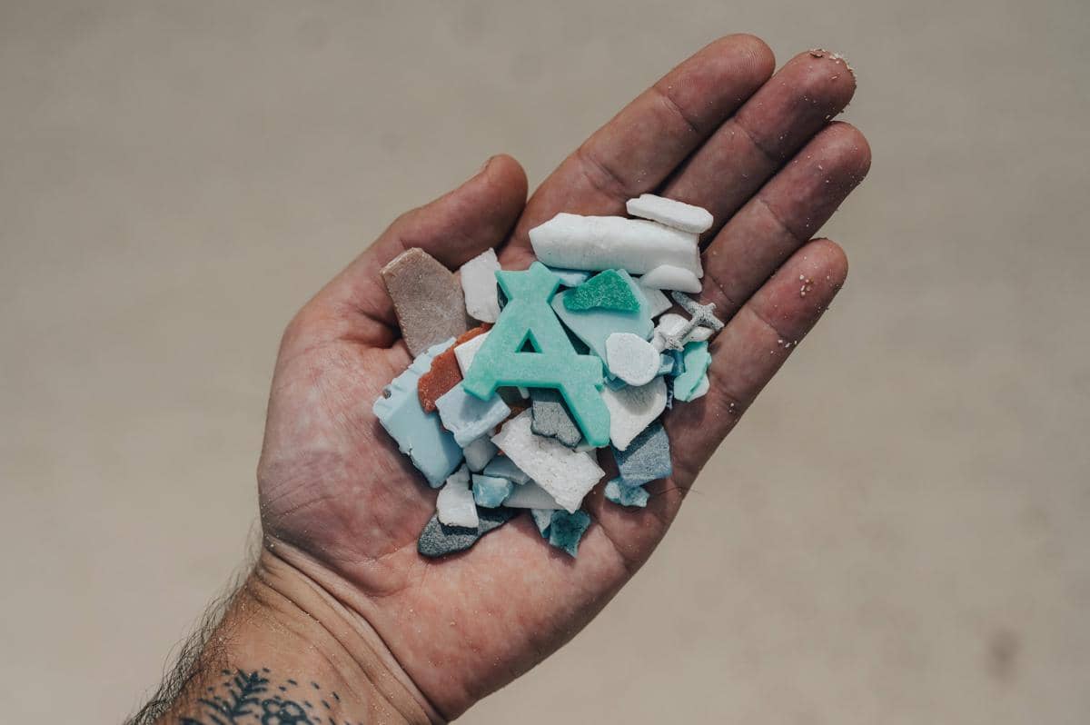 ilustrasi mikroplastik