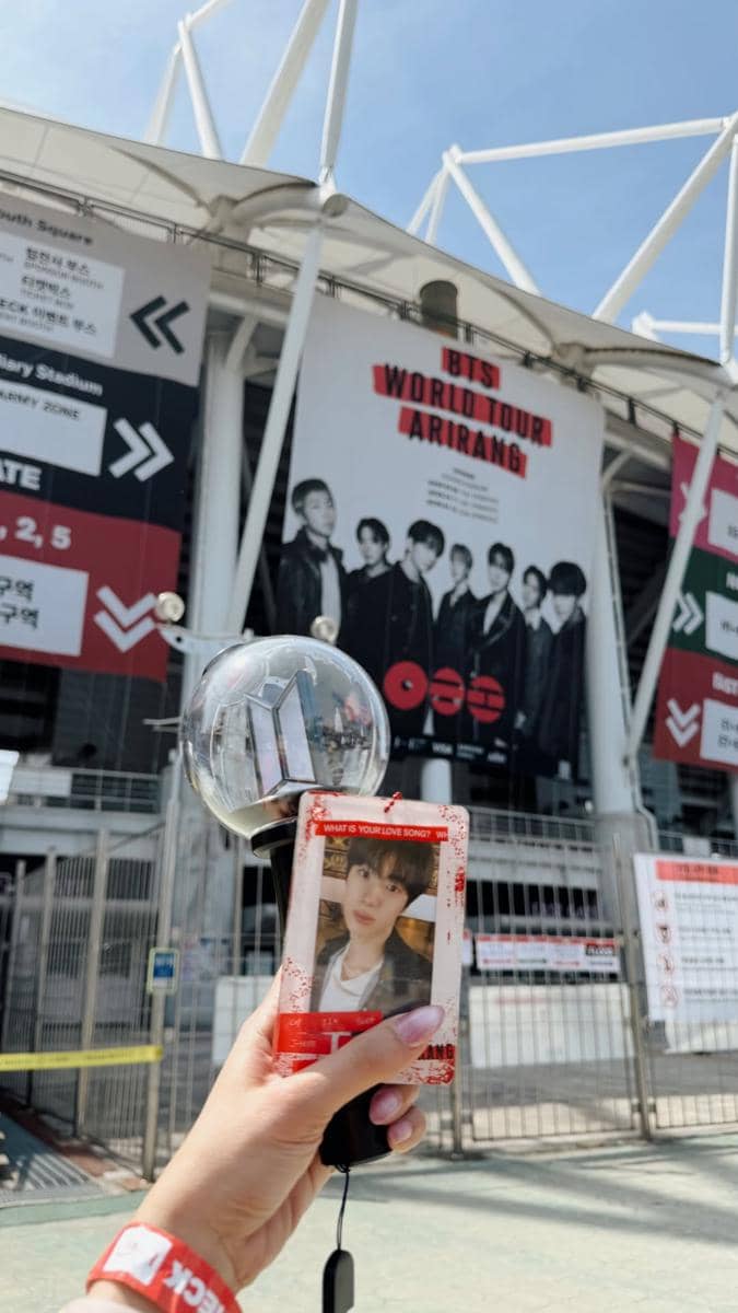 Yunita Siregar nonton konser BTS hari ke-3