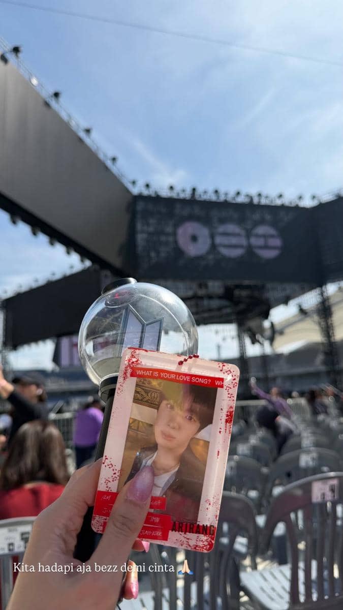 Yunita Siregar nonton konser BTS hari ke-3