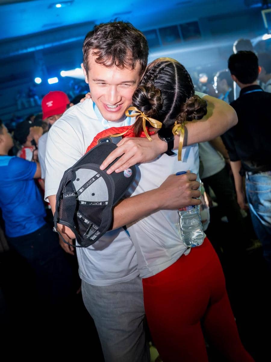 Arya Vasco dampingi Cinta Laura dalam turnamen badminton