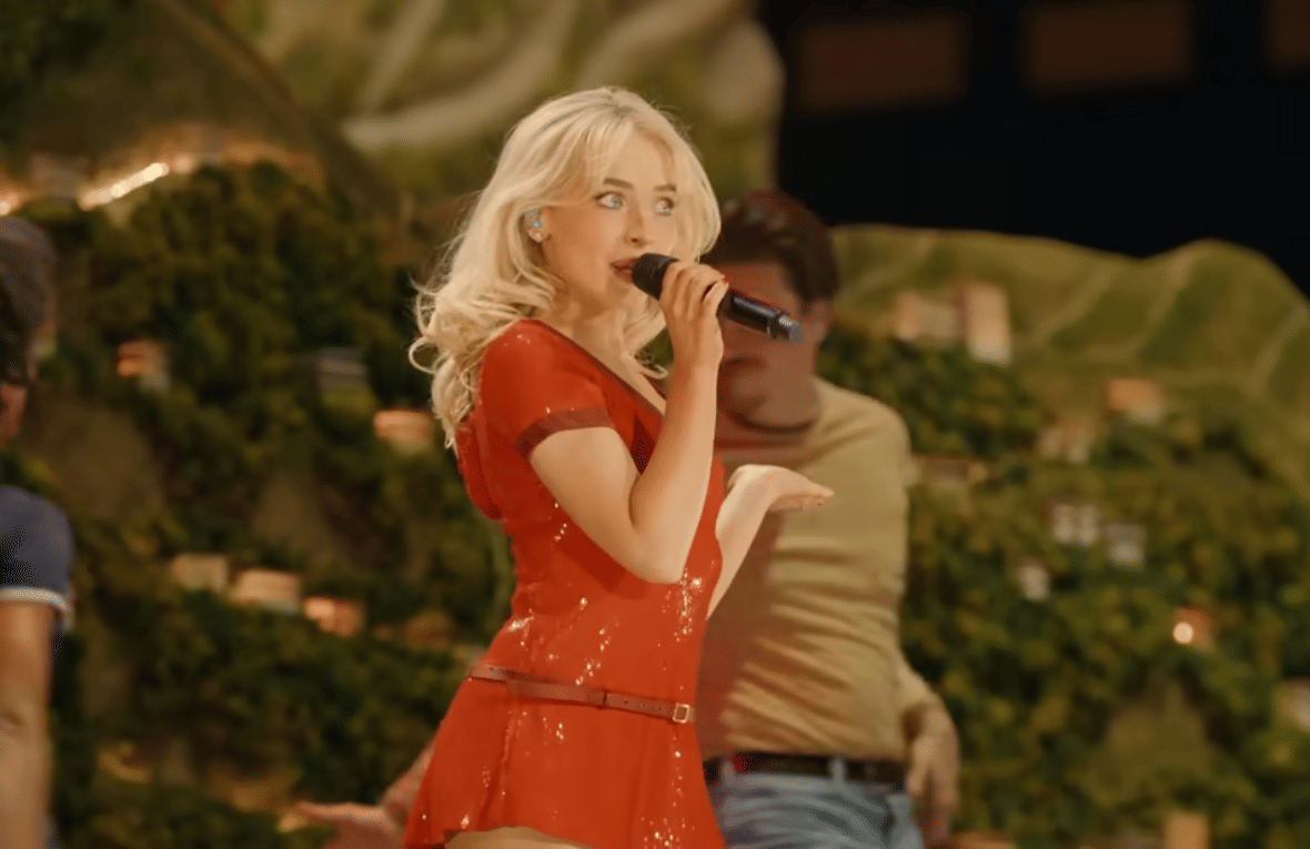 3 Kontroversi Sabrina Carpenter, Terbaru di Coachella 2026