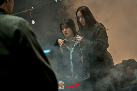 cuplikan drama Mad Concrete Dreams