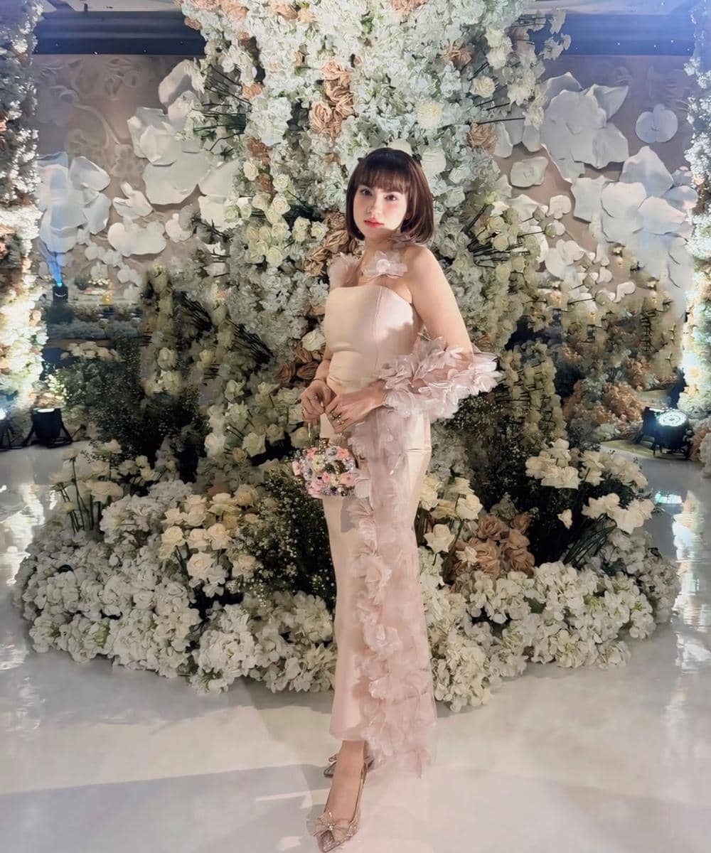 Resepsi pernikahan Teuku Rassya dan Cleantha Islan. 