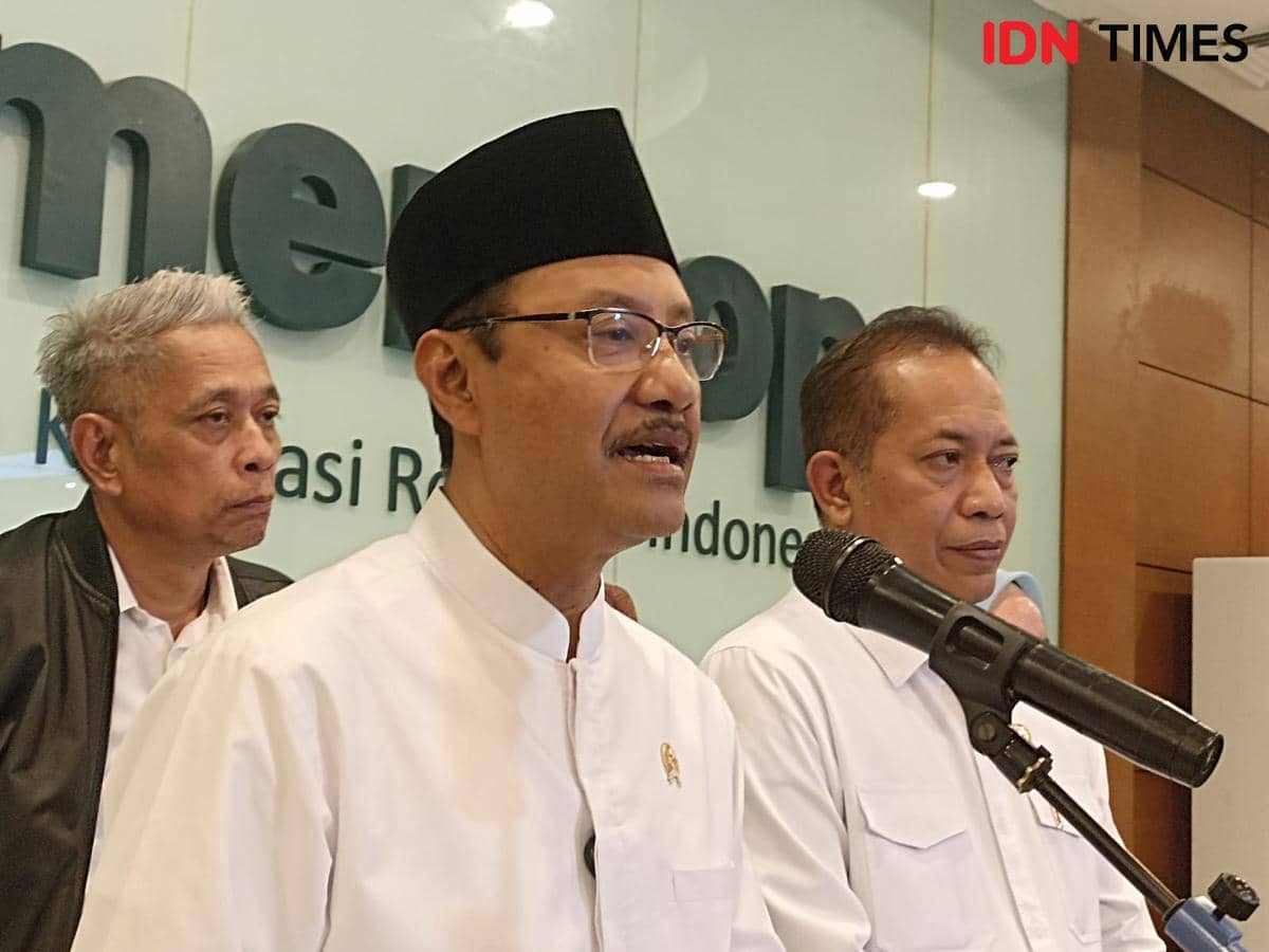 Menteri Sosial Syaifullah Yusuf audiensi dengan Menteri Koperasi Ferry Juliantono, di Gedung Kemenkop, Senin (13/4/2026).