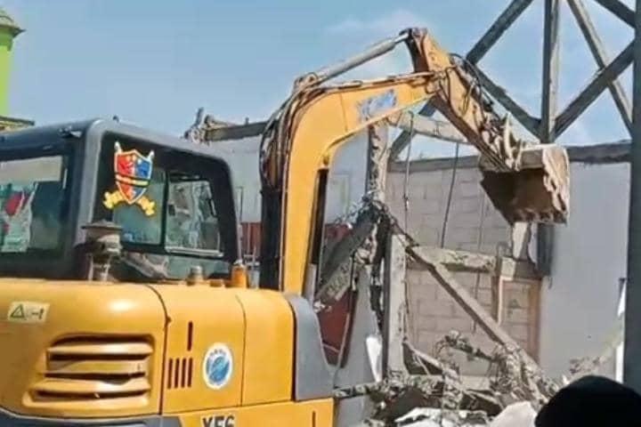 Gegara Batal Nikah, Rumah TKW di Ngawi Dirobohkan