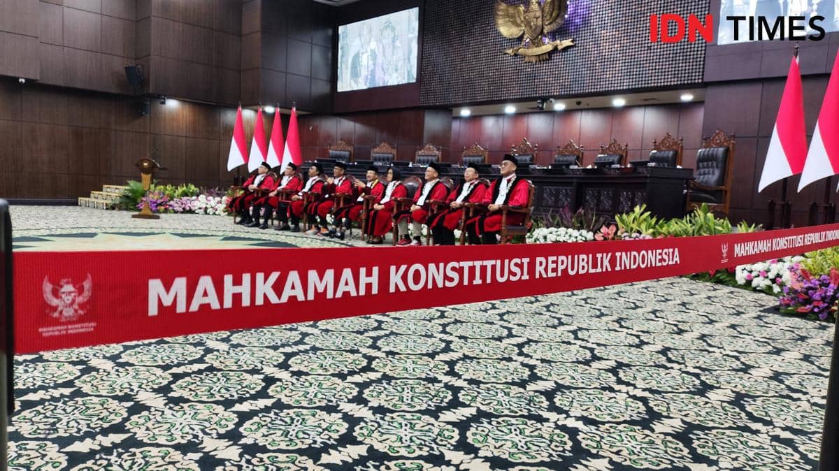 Hakim MK Anwar Usman Pensiun: Saya Ibarat Bayi Baru Lahir-Kertas Putih