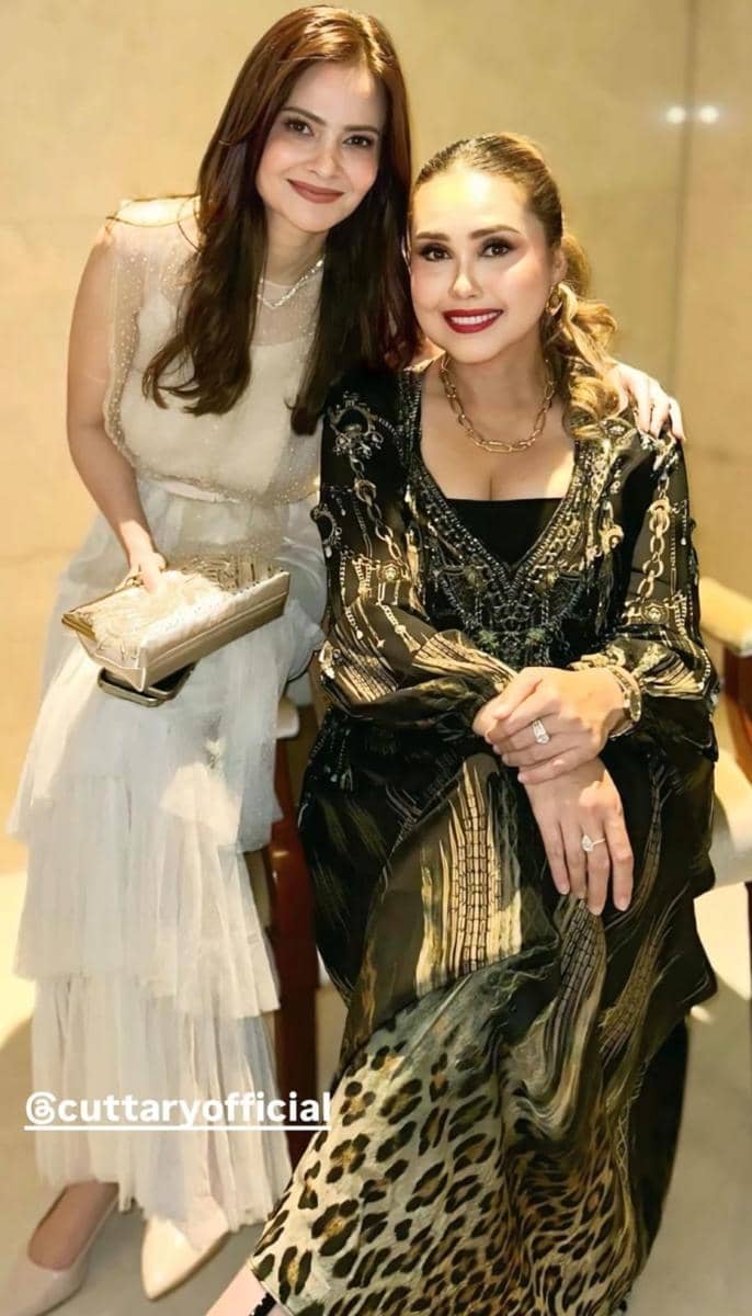 Gaya Seleb di Resepsi Teuku Rassya