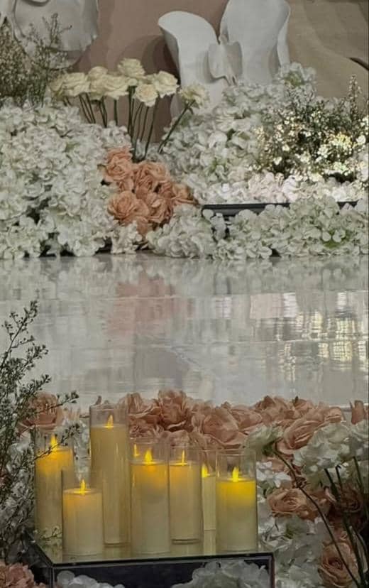 Resepsi pernikahan Teuku Rassya dan Cleantha Islan. 