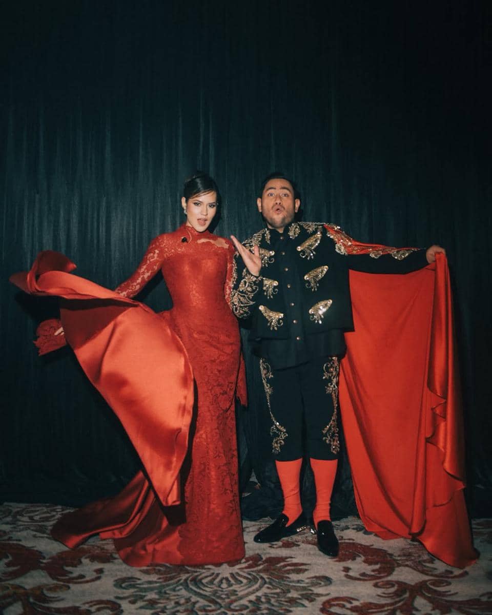 gaya Raisa saat duet dengan King Nassar