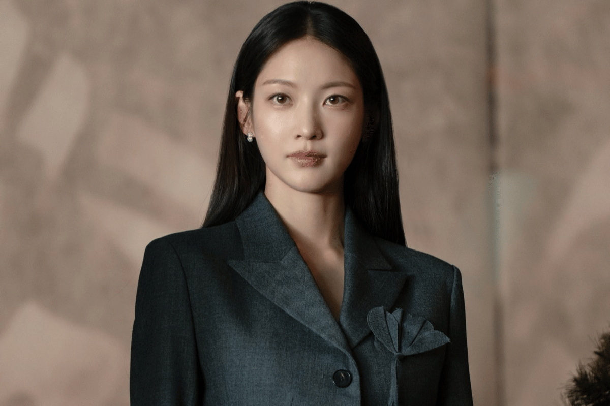 potret Gong Seung Yeon