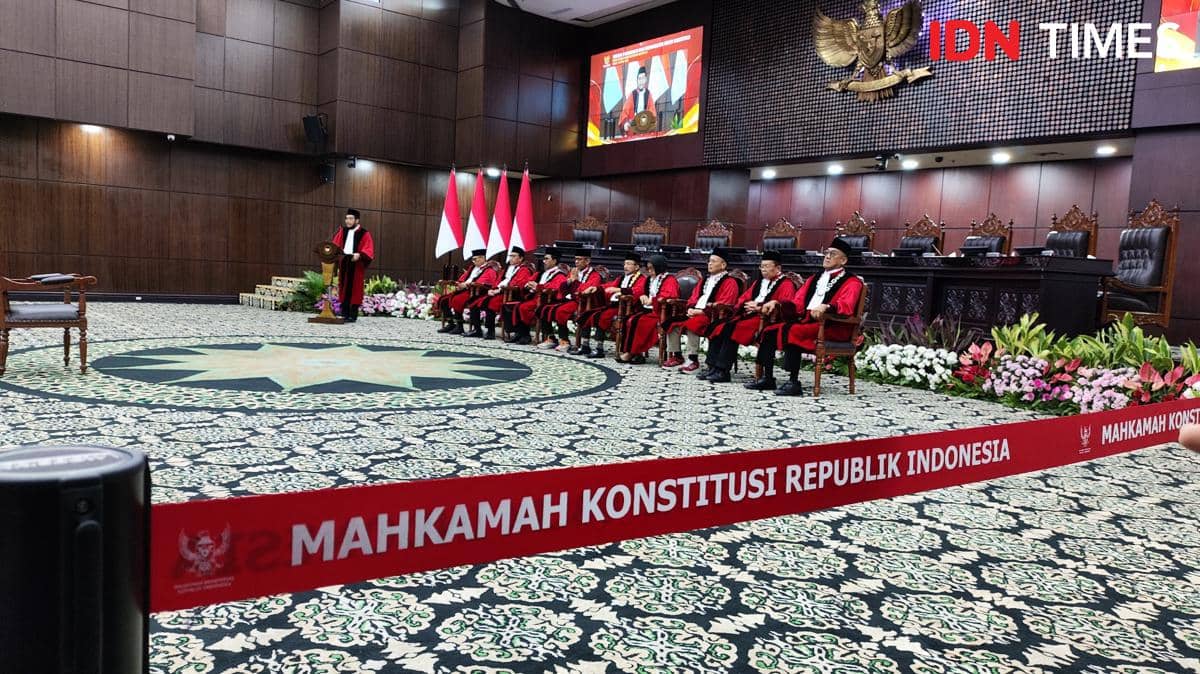 Hakim MK Anwar Usman Pensiun: Saya Ibarat Bayi Baru Lahir-Kertas Putih