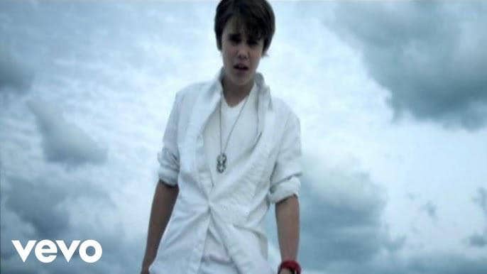 Never Let You Go lagu cinta Justin Bieber