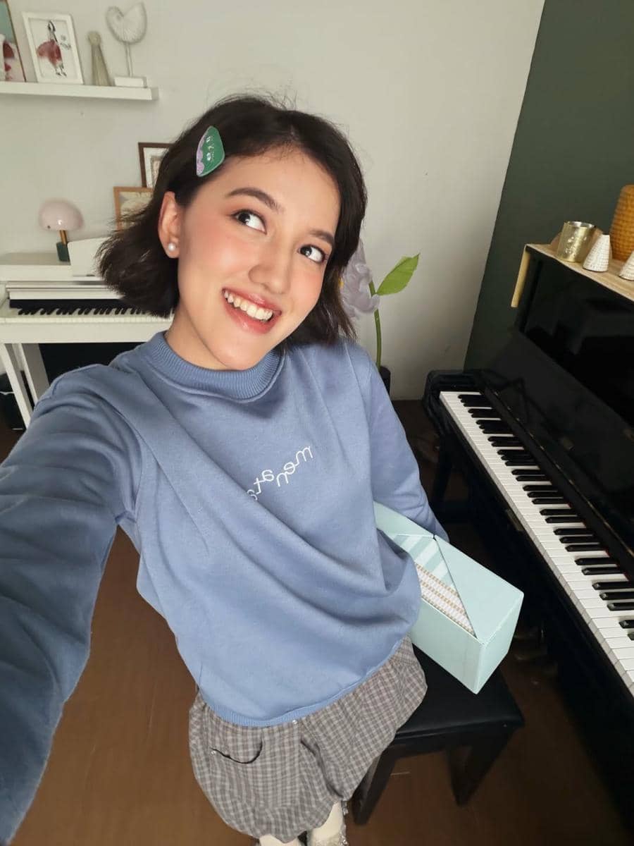 inspirasi makeup soft natural ala Ify Alyssa 