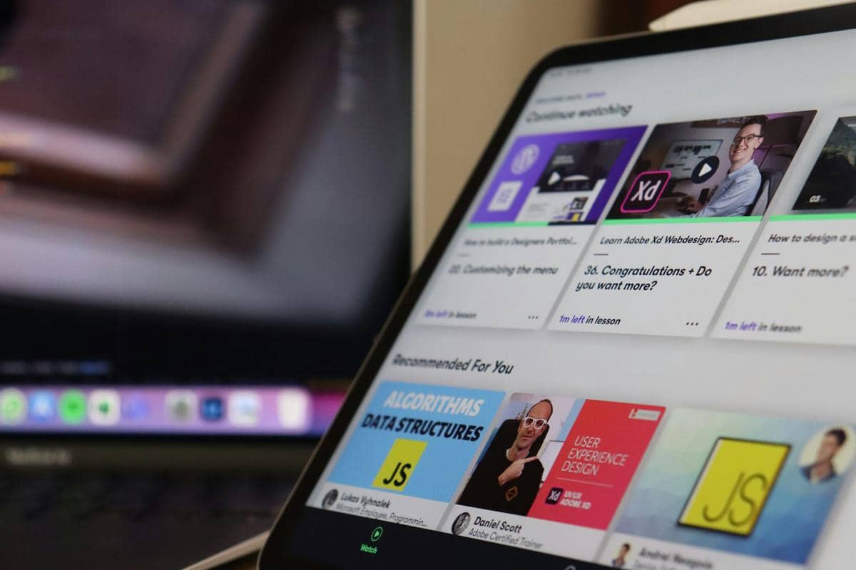 5 Perbedaan Copywriting dan Content Writing, Mana yang Lebih Powerful?