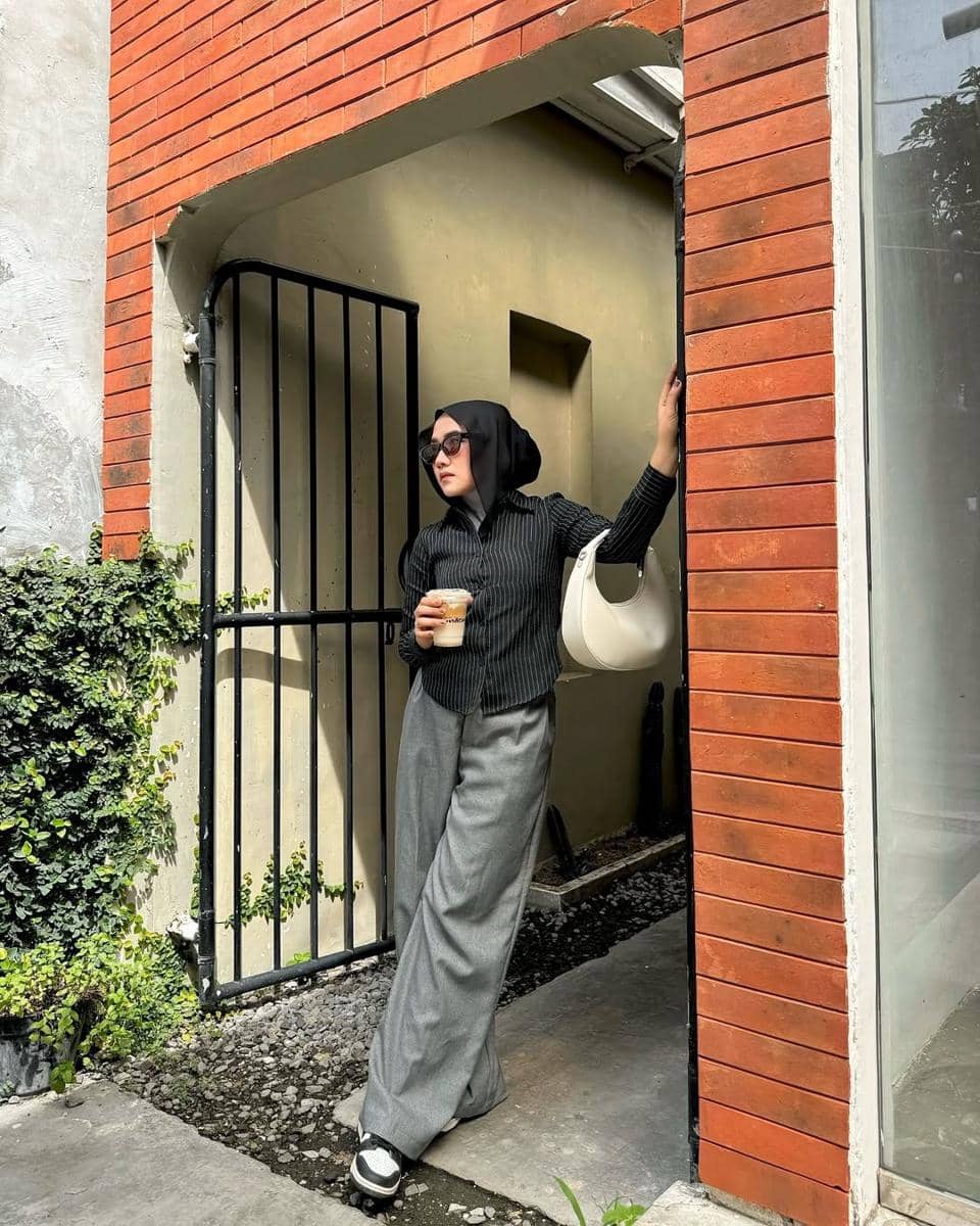 OOTD Atasan Striped ala Lupita Dewi