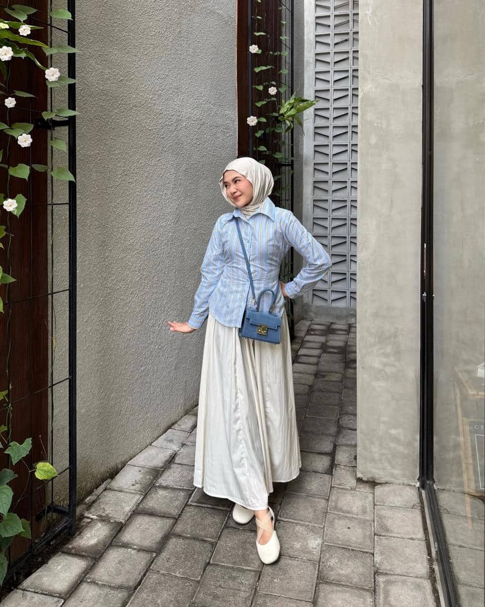 OOTD Atasan Striped ala Lupita Dewi