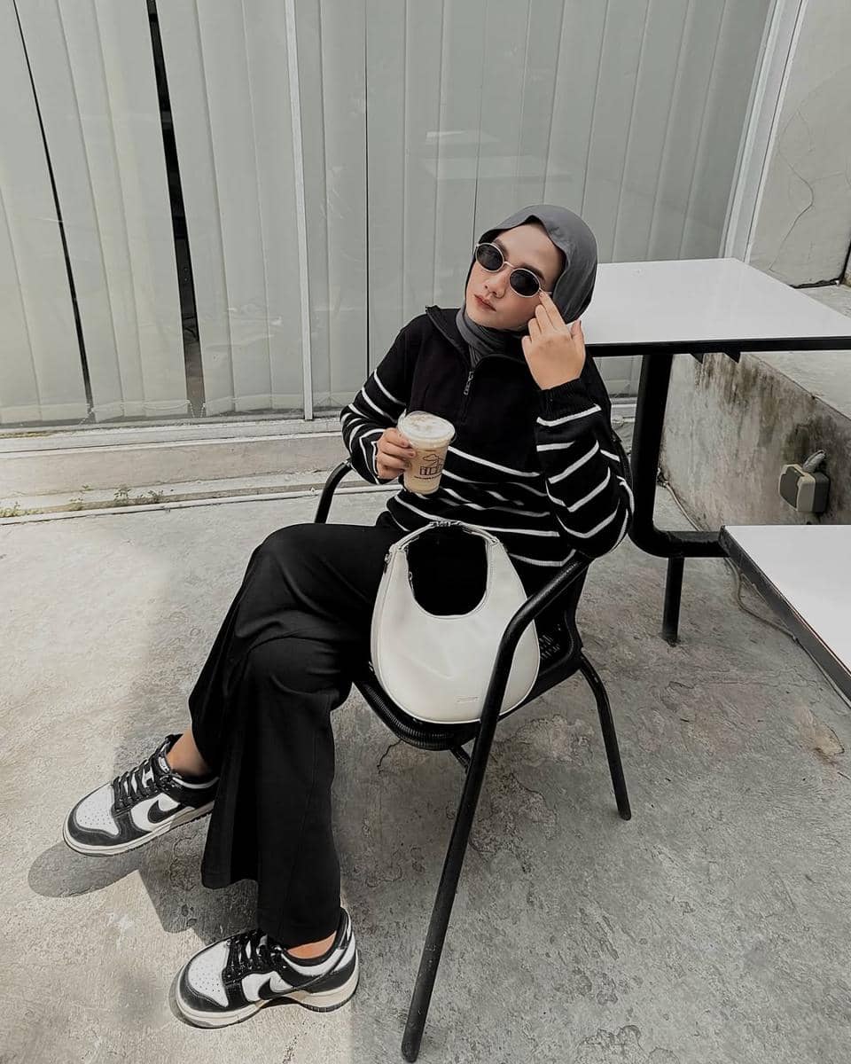 OOTD Atasan Striped ala Lupita Dewi