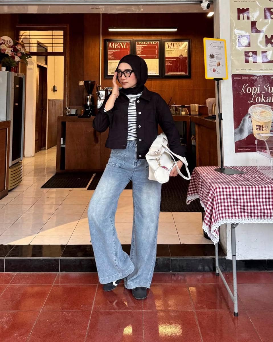 OOTD Atasan Striped ala Lupita Dewi