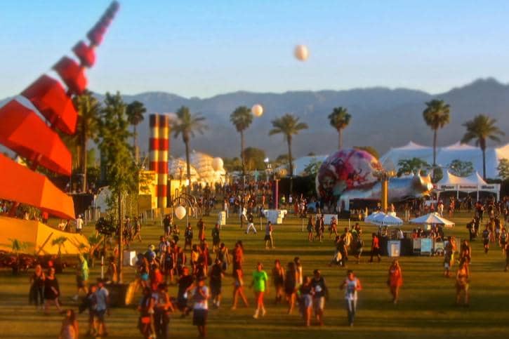 5 Cara Booking Area Menginap di Coachella, Nonton Konser Makin Seru!