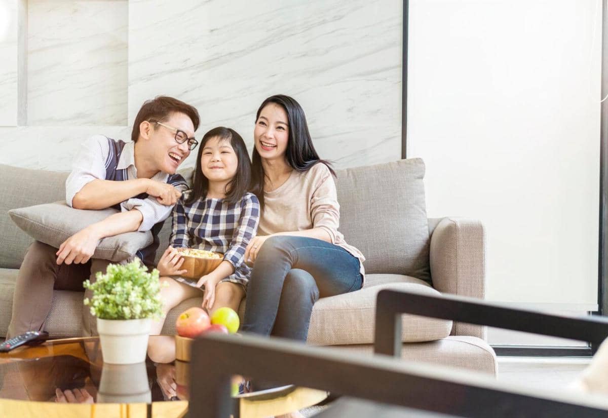 ilustrasi keluarga yang bahagia