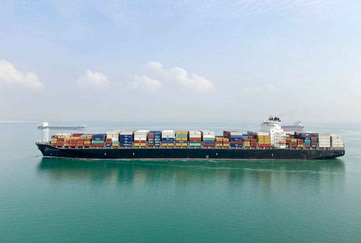 Langgar Blokade, AS Sanksi Kapal China yang Lewati Selat Hormuz