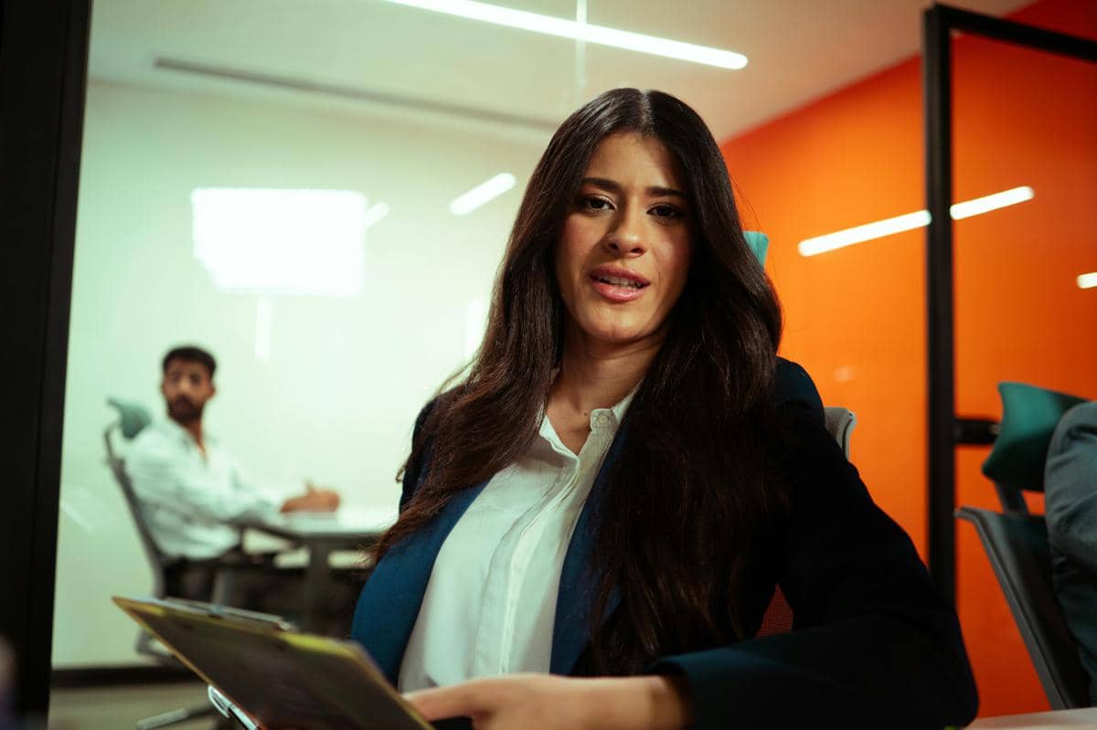 Ramalan Zodiak 15 April 2026: Karier, Keuangan, dan Asmara