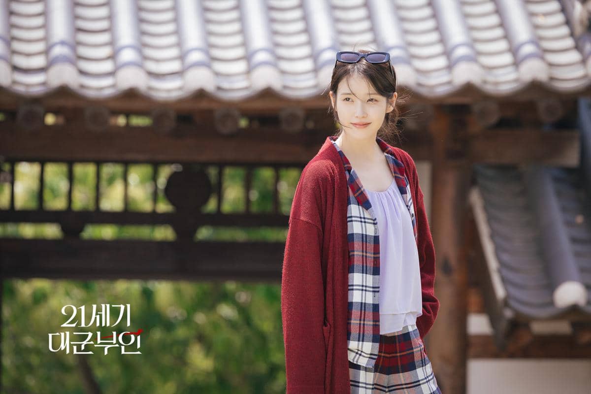 still cuts drama Perfect Crown