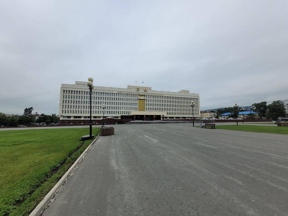 potret gedung pemerintahan di Pulau Sakhalin