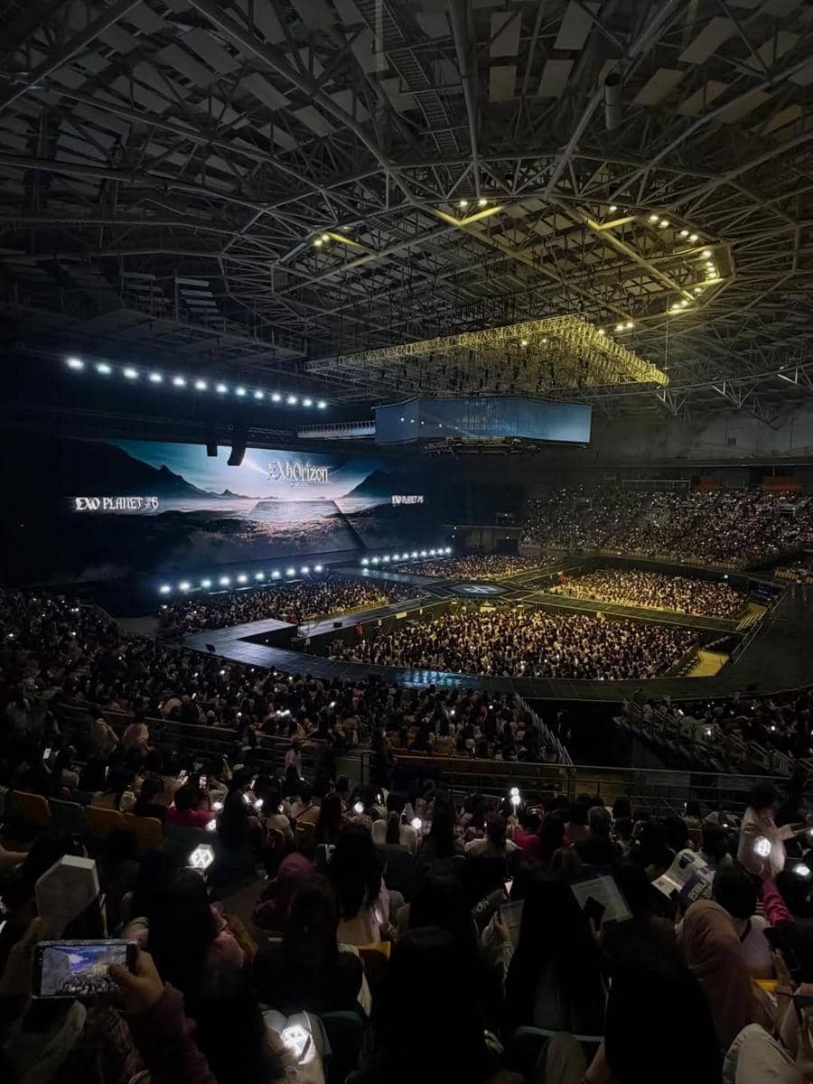 Dian Ayu nonton konser EXO di Seoul