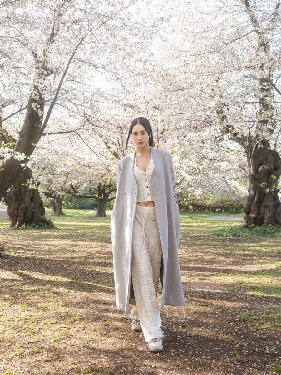 Photoshoot Anya Geraldine di Jepang