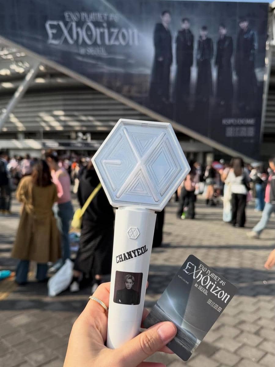 Dian Ayu nonton konser EXO di Seoul