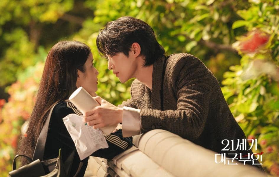 Cuplikan drakor Perfect Crown