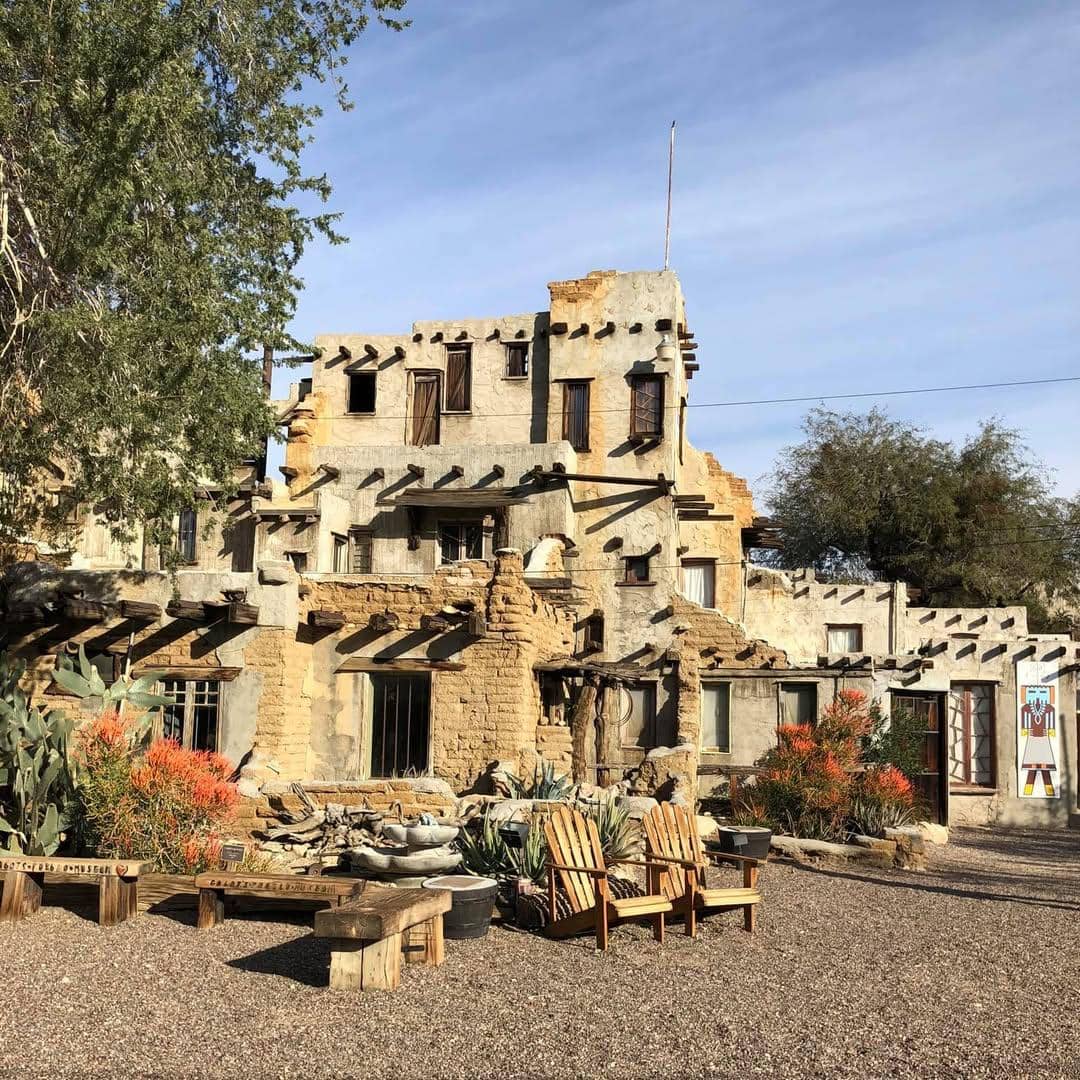 Cabot's Pueblo Museum