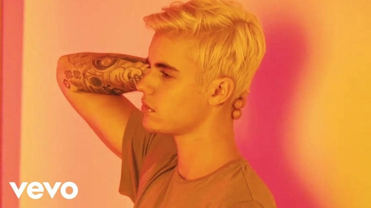 Company lagu Justin Bieber yang bikin baper