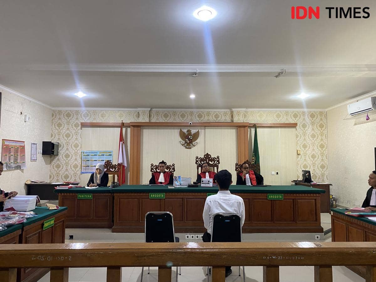 Hakim PN Denpasar Kabulkan Pengalihan Penahanan Tomy Wiria
