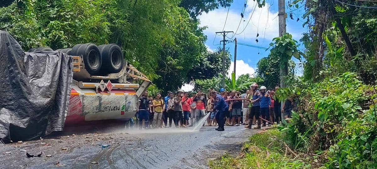 Kecelakaan truk Pertamina di Tanjakan Munte, Minsel, Sulawesi Utara, Selasa (14/4/2026) siang. Dok. Damkar Minsel