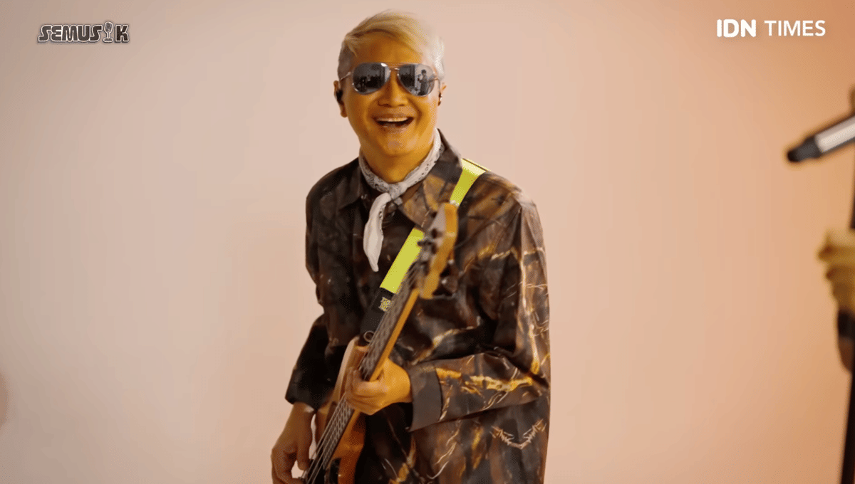 Dikabarkan Keluar dari GIGI, Ini Perjalanan Karier Thomas Ramdhan