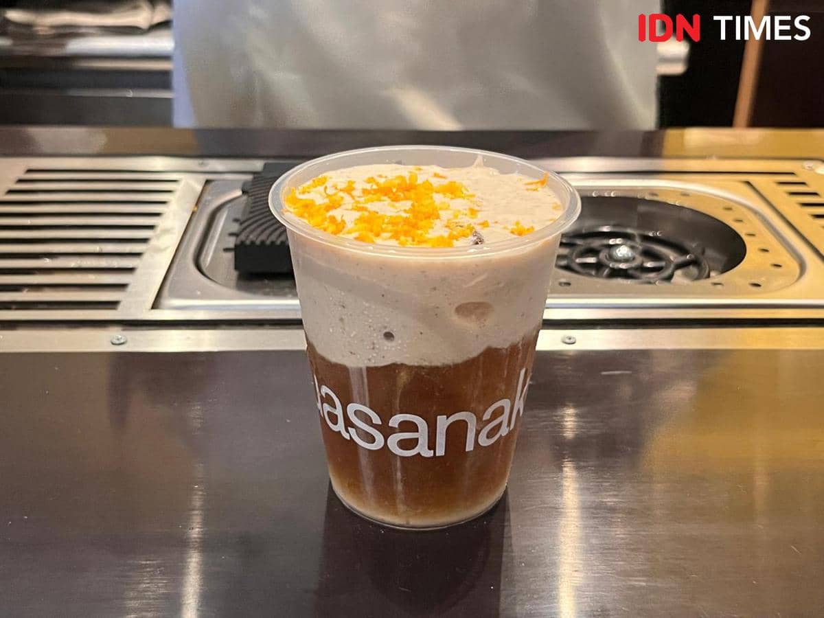 Uniknya Golden Mont Blanc dengan Sentuhan Rempah di Suasanakopi