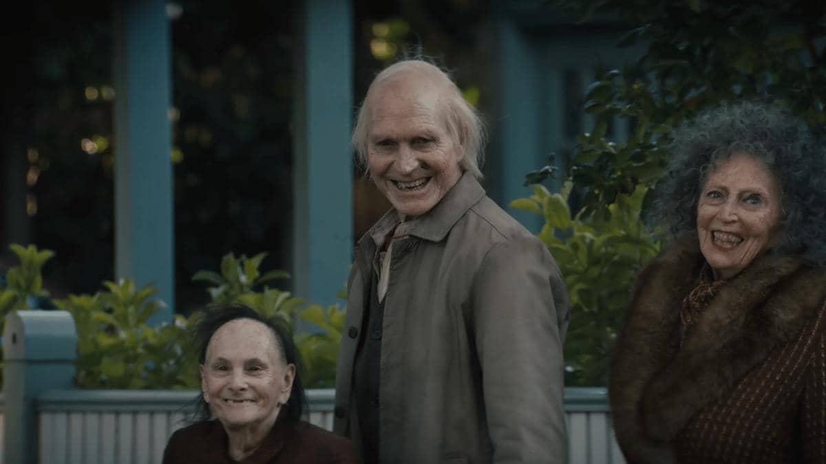 cuplikan trailer Insidious: Out of the Further