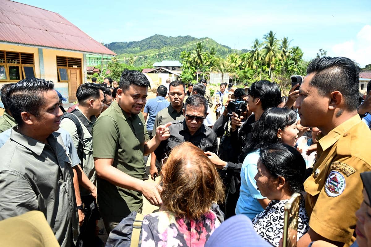 GUBERNUR TINAJU SIBULUAN.jpg.jpeg