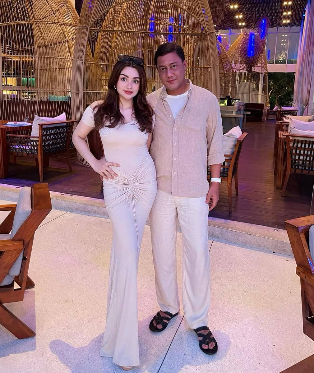 ootd couple Teuku Rafly Pasya dan Nourah Sheivirah