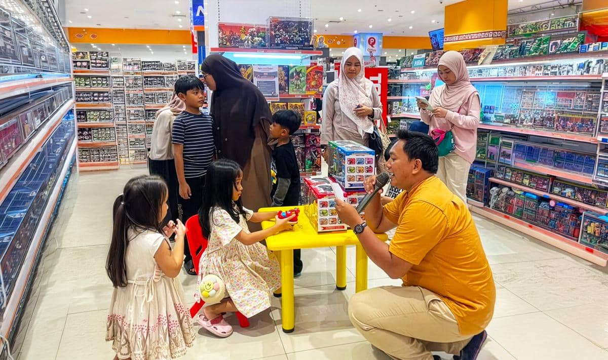 Program “Power Up Mode: ON” di seluruh gerai Toys Kingdom di Indonesia.