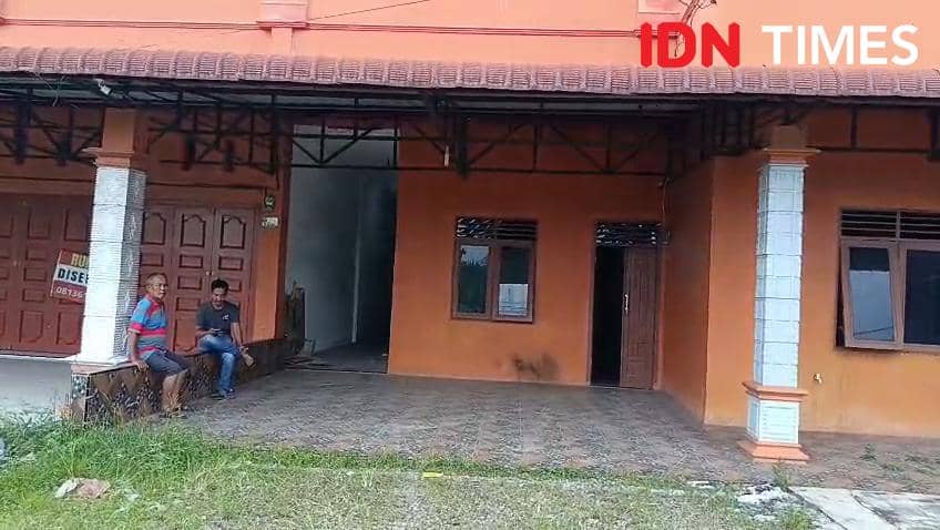 Ruko tempat mobil boks milik Pranoto dicuri (IDN Times/Eko Agus Herianto)